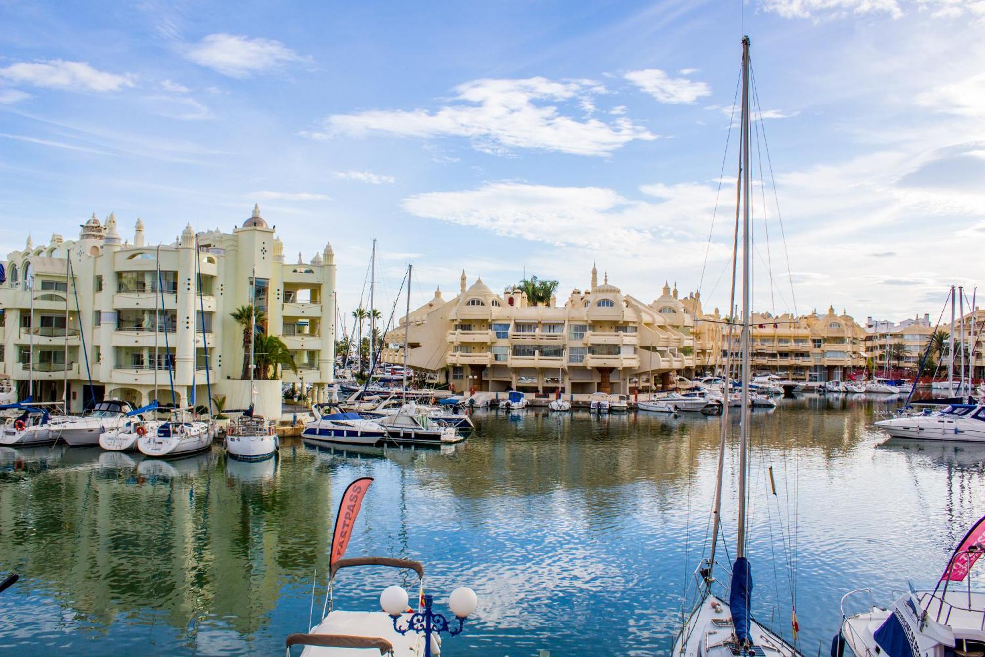 Benal Beach Suite Ii, Estudio Con Parque Acuatico Y Vistas Al Mar. Benalmádena Εξωτερικό φωτογραφία