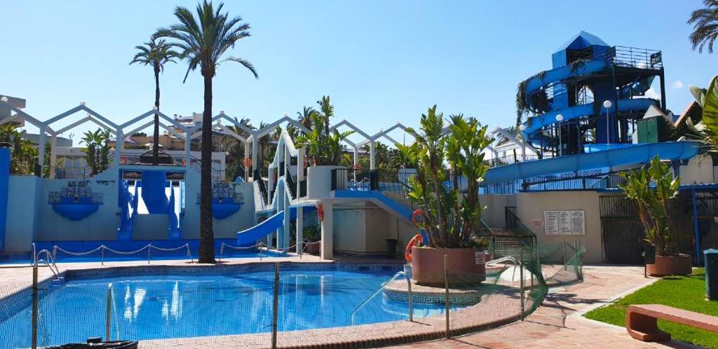 Benal Beach Suite Ii, Estudio Con Parque Acuatico Y Vistas Al Mar. Benalmádena Εξωτερικό φωτογραφία