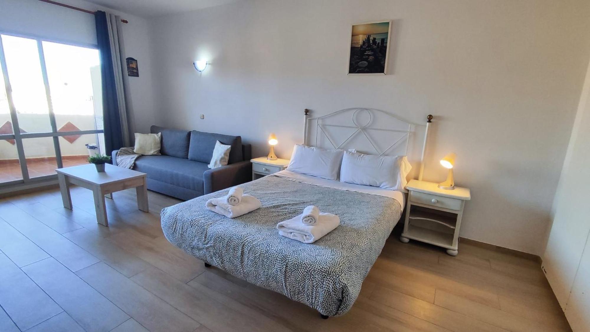 Benal Beach Suite Ii, Estudio Con Parque Acuatico Y Vistas Al Mar. Benalmádena Εξωτερικό φωτογραφία